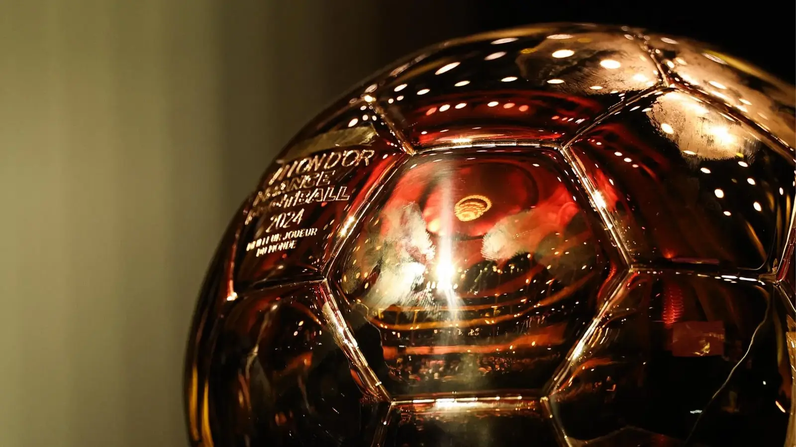 Balonul de Aur 2026: Cine va pune mâna pe trofeul suprem?