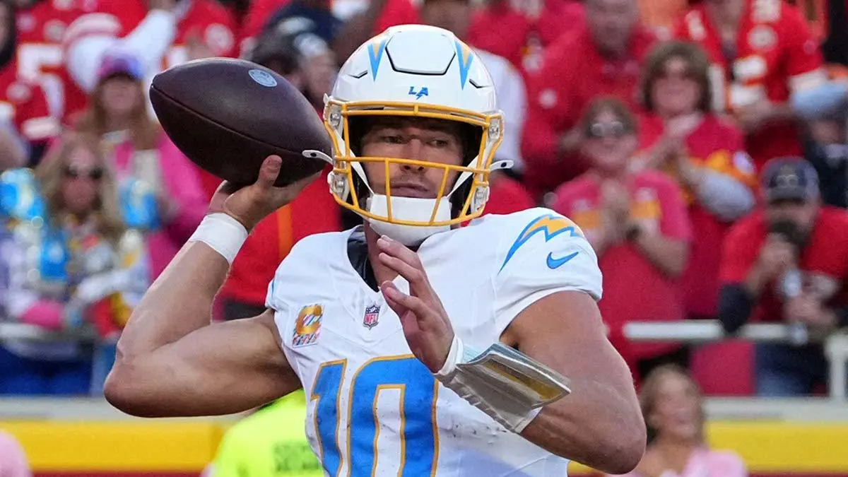 Chargers se gândesc la un nou quarterback după startul ratat în 2026