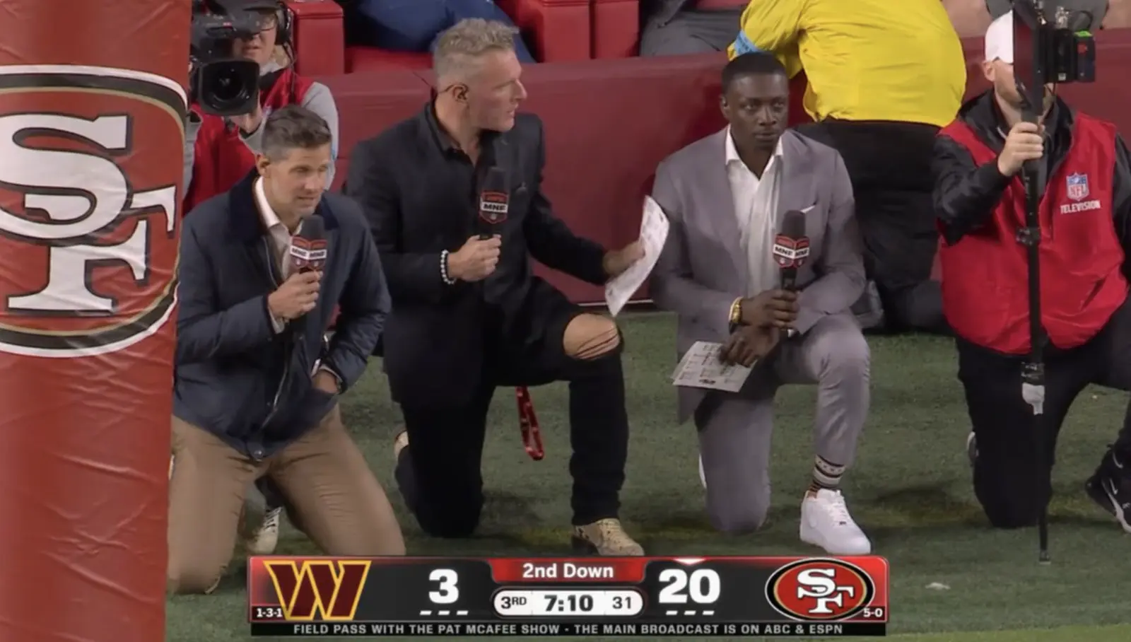 Field Pass cu Pat McAfee rămâne în umbra ManningCast și a rivalilor la audiență
