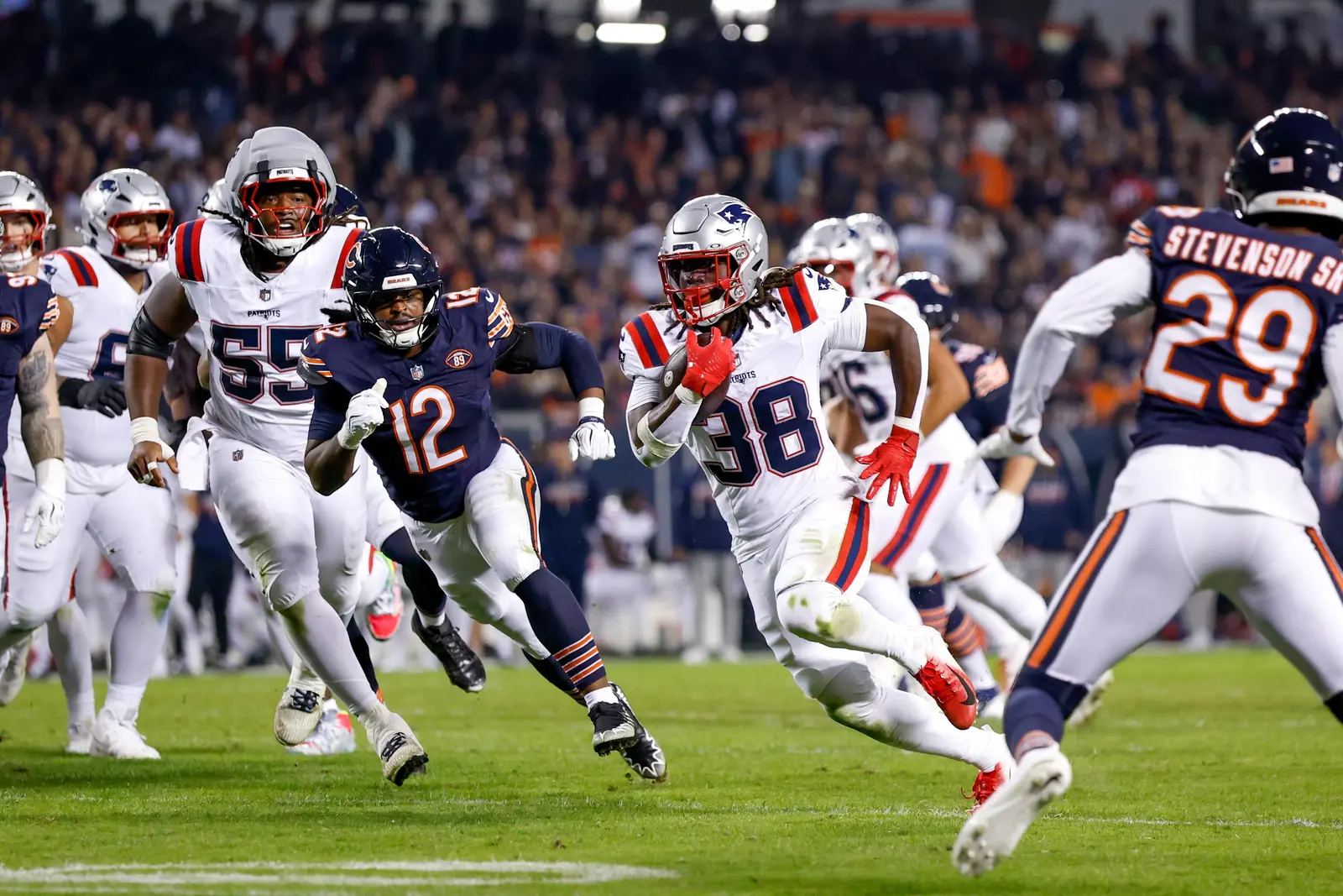 Patriots pierd la Chicago: Bears domină meciul de joi noapte
