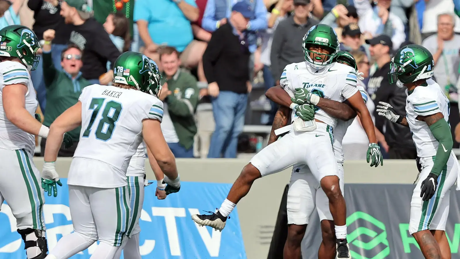Tulane și Charlotte se întâlnesc în meci decisiv din American Athletic Conference
